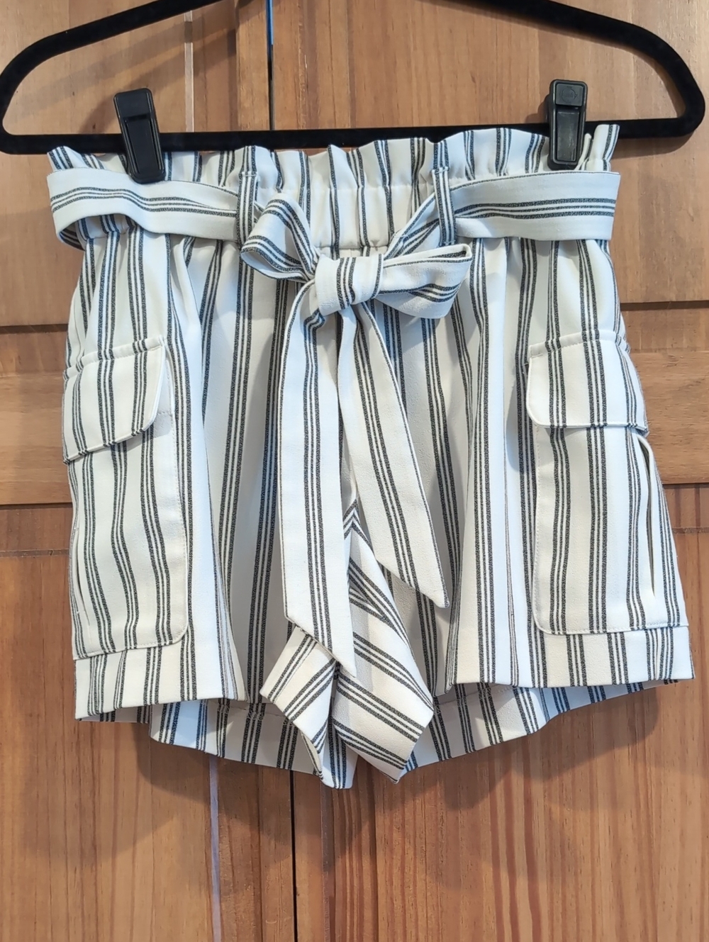 LOFT Striped Paperbag Waist Cargo Shorts - White/Black
